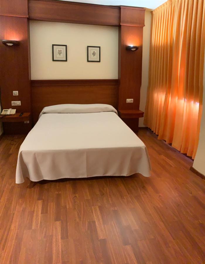 Hotel Barreiro Leira Eksteriør billede